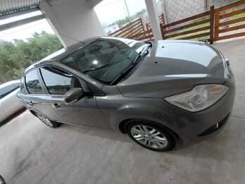 FORD FOCUS GHIA. MOD. 2008 GNC. EXCELENTE ESTADO.