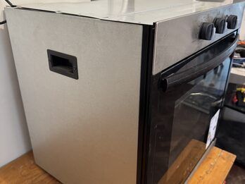 Horno empotrable a gas con grill eléctrico (Multigas) Orbis 960APO 70L acero
