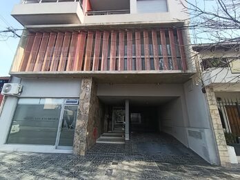 Departamento Moderno Muy Buena Ubicación Con Cochera