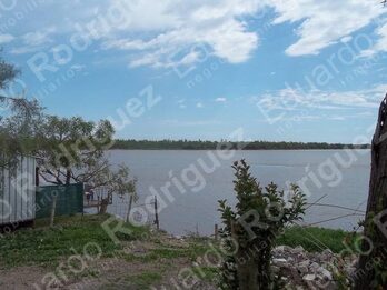 En venta predio con casa - Paraje La Jaula (dpto Diamante E.R)