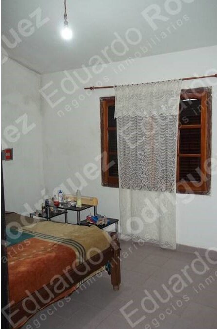 En venta excelente chalet – R.N 18