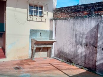 ALQUILO CASA 1 DORMITORIO