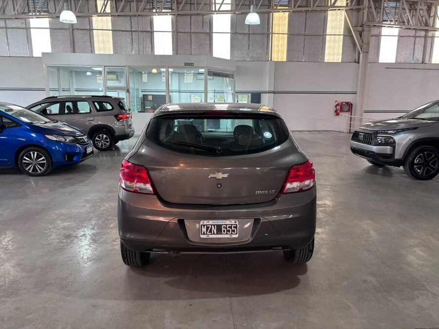 ONIX 1.4 LT MT 5P - AÑO 2013 - 136.273KM