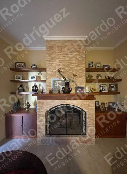 En venta excelente chalet – calle Estado de Israel