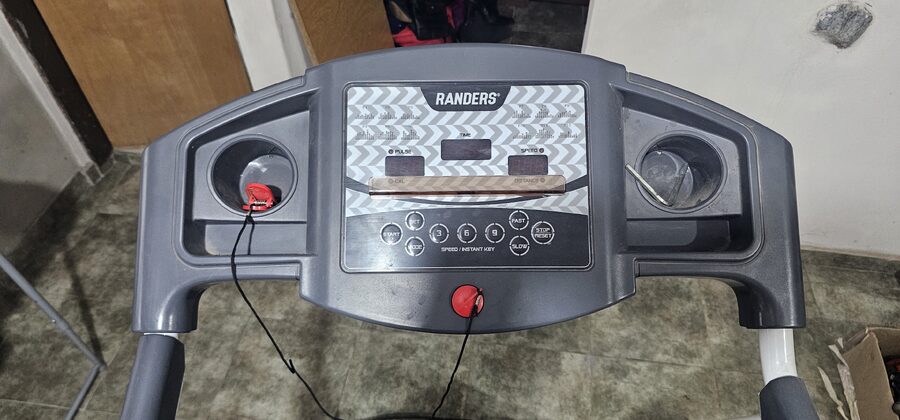 Cinta de correr eléctrica Randers ARG-450 color gris y blanco