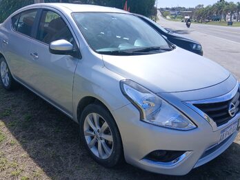 Nissan Versa Advance 1.6 cadenero