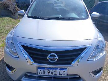 Nissan Versa Advance 1.6 cadenero