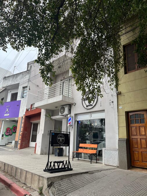 Alquilo Monoambiente zona Centro
