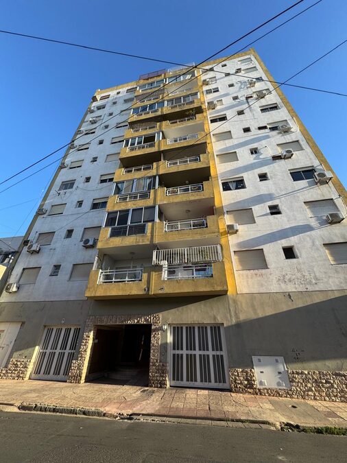 ALQUILER – Depto 3 dormitorios con cochera | Zona Casa de Gobierno / Facultades
