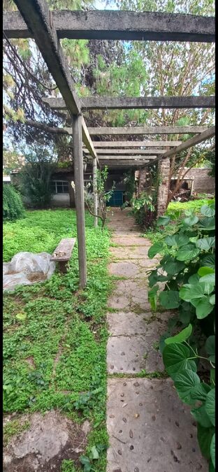 VENDO CASA A REMODELAR ZONA CENTRO PARANÁ. OPORTUNIDAD!