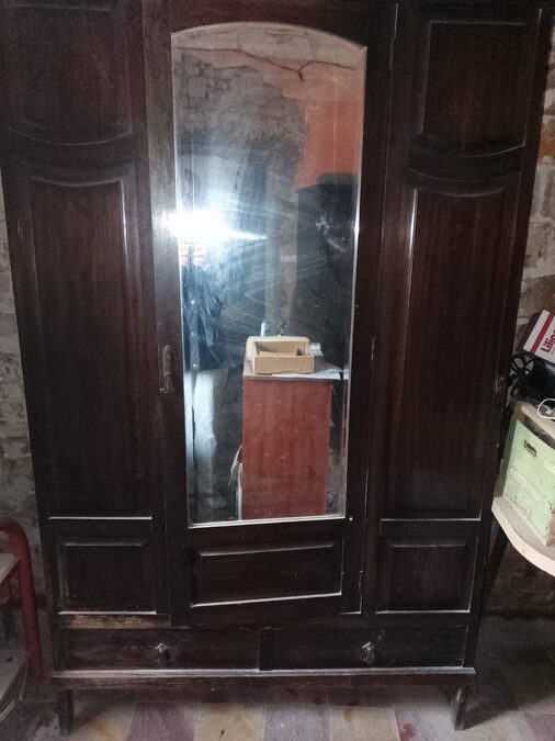 2 ROPEROS Y CHIFFONIER ANTIGUOS
