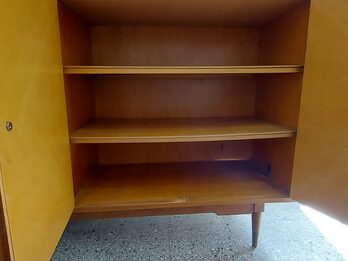 Vendo aparador con espejo