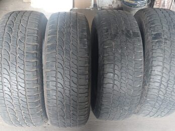 Vendo 4 cubiertas Usadas Buen Estado 215/65 R16 98 T Michelin