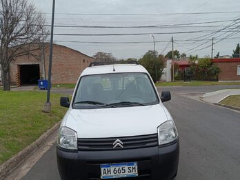 VENDO CITROEN BERLINGO 2025