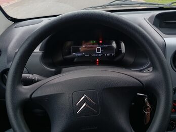 VENDO CITROEN BERLINGO 2025