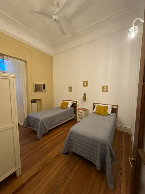 EN ALQUILER HERMOSO DPTO CENTRICO- 2 HABITACIONES