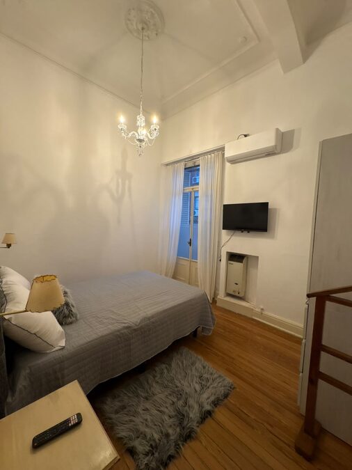 EN ALQUILER HERMOSO DPTO CENTRICO- 2 HABITACIONES