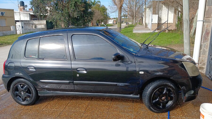 Vendo Renault Clio mod. 2006