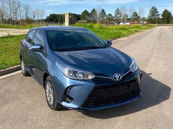 Vendo Toyota Yaris XLS. Recibo menor valor!