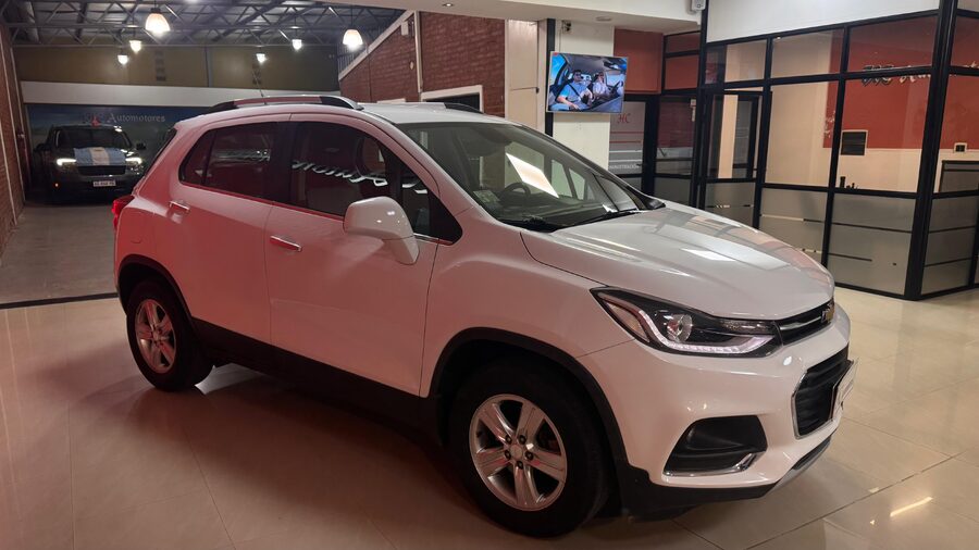 CHEVROLET TRACKER PREMIER FULL!!!
