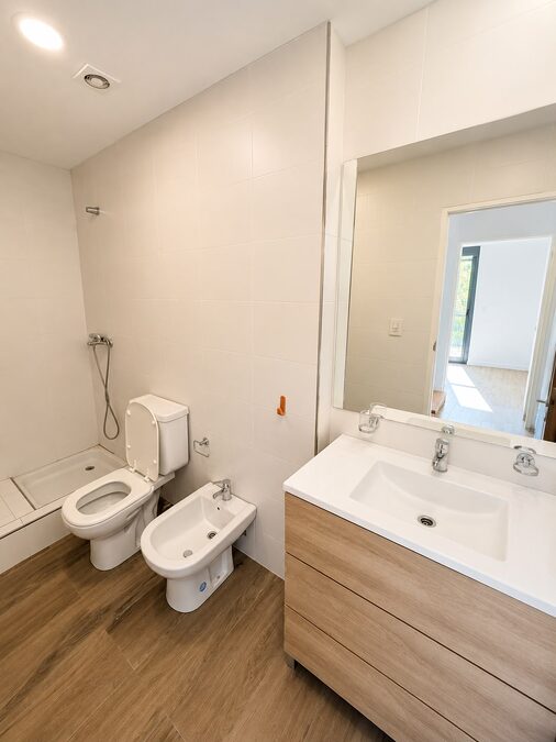 ¡Alquilo! Hermoso duplex zona toma vieja