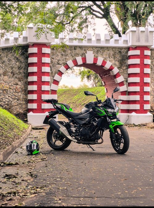 Kawasaki Z400 2022
