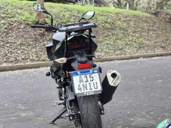 Kawasaki Z400 2022