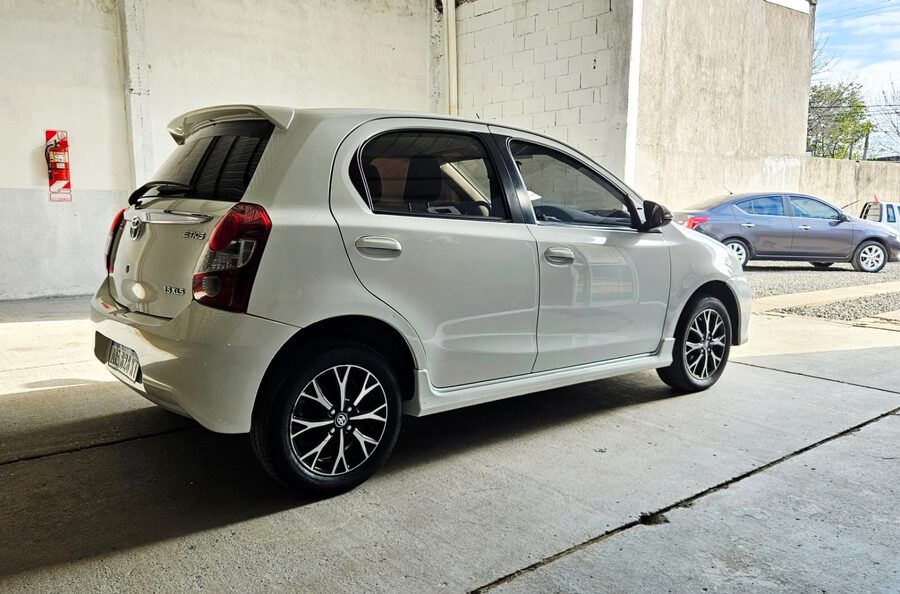 IMEPCABLE ETIOS XLS 63.000 KM