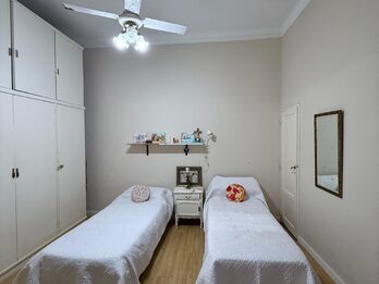 CASA 2 DORM CON COCHERA EN PLENO CENTRO - APTA CRÉDITO