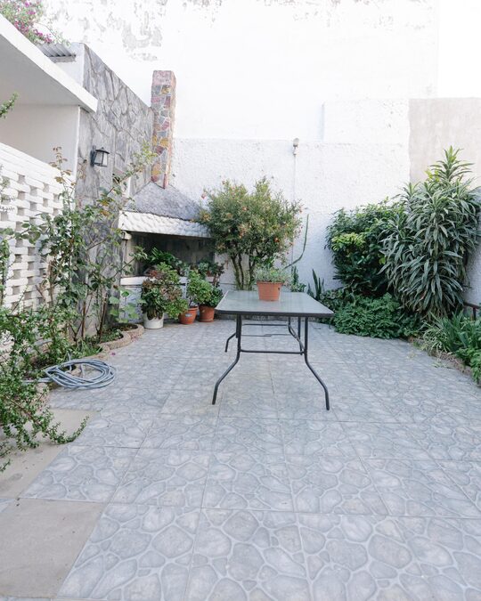 CASA 2 DORM CON COCHERA EN PLENO CENTRO - APTA CRÉDITO