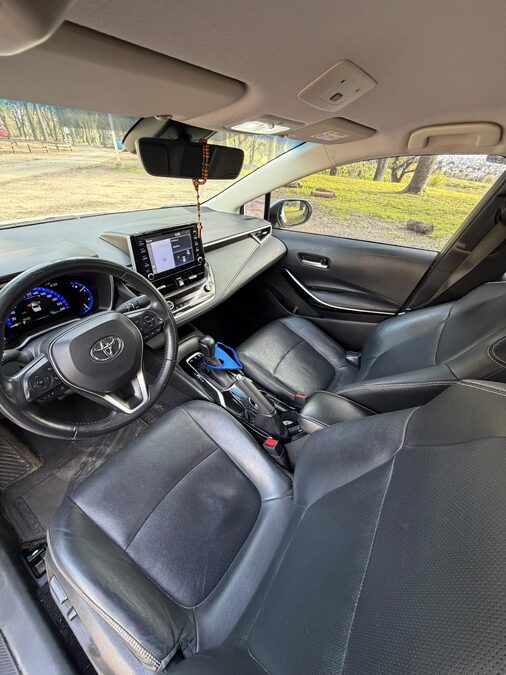 Titular Vende Toyota Corolla 1.8 SEG HÍBRIDO CVT - MODELO 2020 - EN GARANTÍA