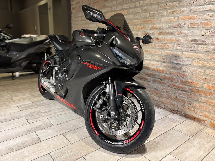 HONDA MOTOS  CBR  1000 RR . Recibo Vehículo.