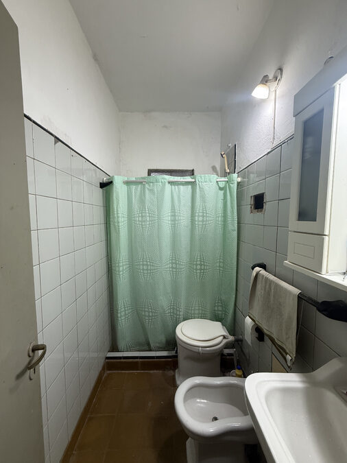 Vendo casa calle Mar del plata