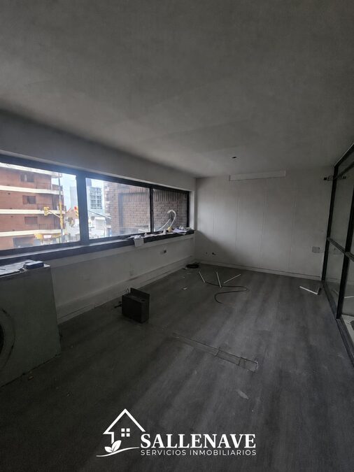 ✨EN VENTA LOCAL COMERCIAL/OFICINAS PARA DIVERSOS RUBROS ✨(CON GAS NATURAL CONECTADO) ✨