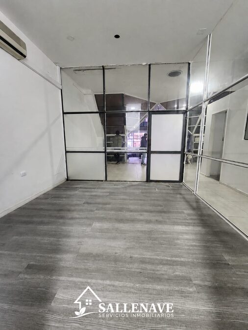 ✨EN VENTA LOCAL COMERCIAL/OFICINAS PARA DIVERSOS RUBROS ✨(CON GAS NATURAL CONECTADO) ✨