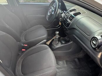 Fiat Grand Siena 2013