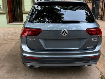 VOLKSWAGEN TIGUAN ALLSPACE 2.0 TSI COMFORTLINE DSG  - AÑO 2.018