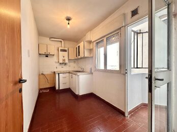 DEPTO 2 DORM. COCHERA. APTO CREDITO
