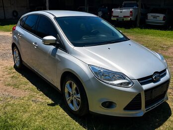 FOTD FOCUS 1.6 S L/14 5P - AÑO 2.014