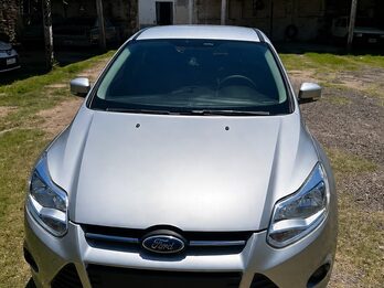 FOTD FOCUS 1.6 S L/14 5P - AÑO 2.014