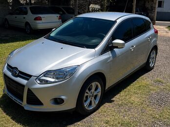 FOTD FOCUS 1.6 S L/14 5P - AÑO 2.014