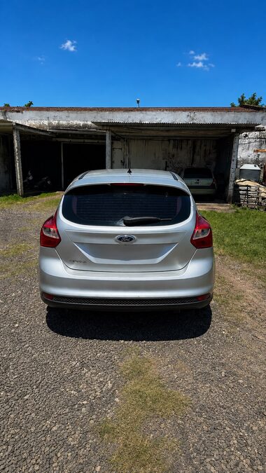 FOTD FOCUS 1.6 S L/14 5P - AÑO 2.014