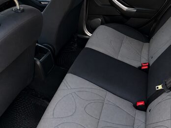 FOTD FOCUS 1.6 S L/14 5P - AÑO 2.014