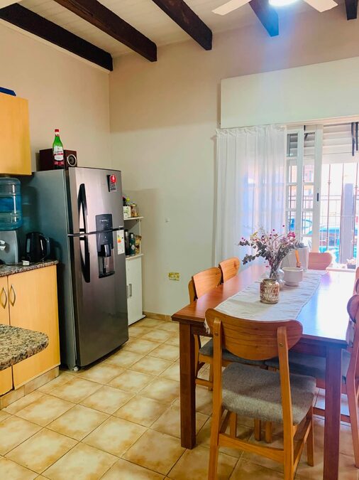 ALQUILO LUMINOSO DEPARTAMENTO 2 DORMITORIOS EN PLANTA BAJA CON PATIECITO- Centro