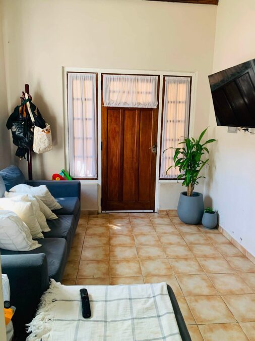 ALQUILO LUMINOSO DEPARTAMENTO 2 DORMITORIOS EN PLANTA BAJA CON PATIECITO- Centro