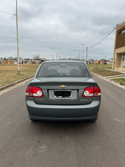 Corsa 2013 full. 85.000km