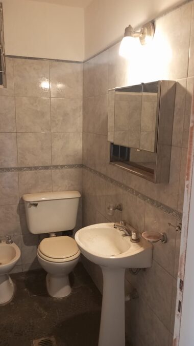Departamento dos dormitorios, living comedo, cocina comedor
