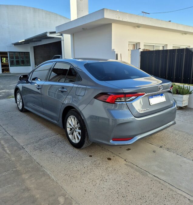 VENDO TOYOTA COROLLA