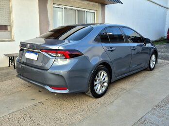 VENDO TOYOTA COROLLA