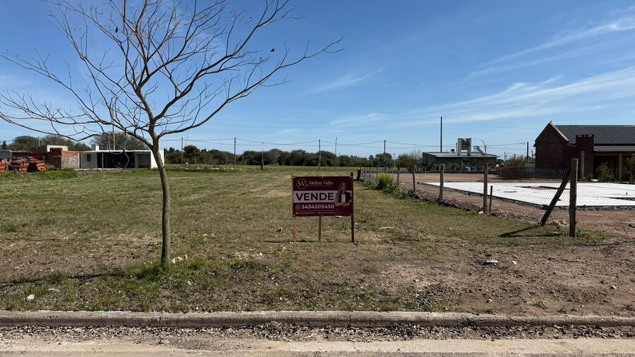 Terreno en venta ubicado en Oro Verde, loteo Oasis 3. Sup de 600 m2